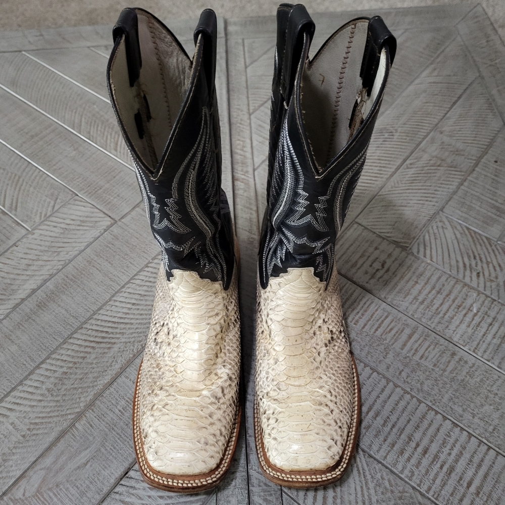 Women's Black and Cream Heeled Boots